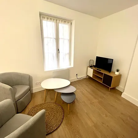 Place St Epvre - Cosy Rénové Appartement *